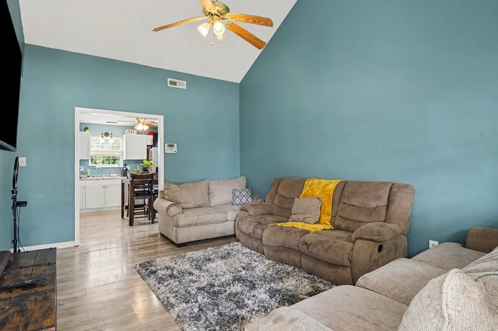 454 Cranklen Circle Clarksville TN 37042