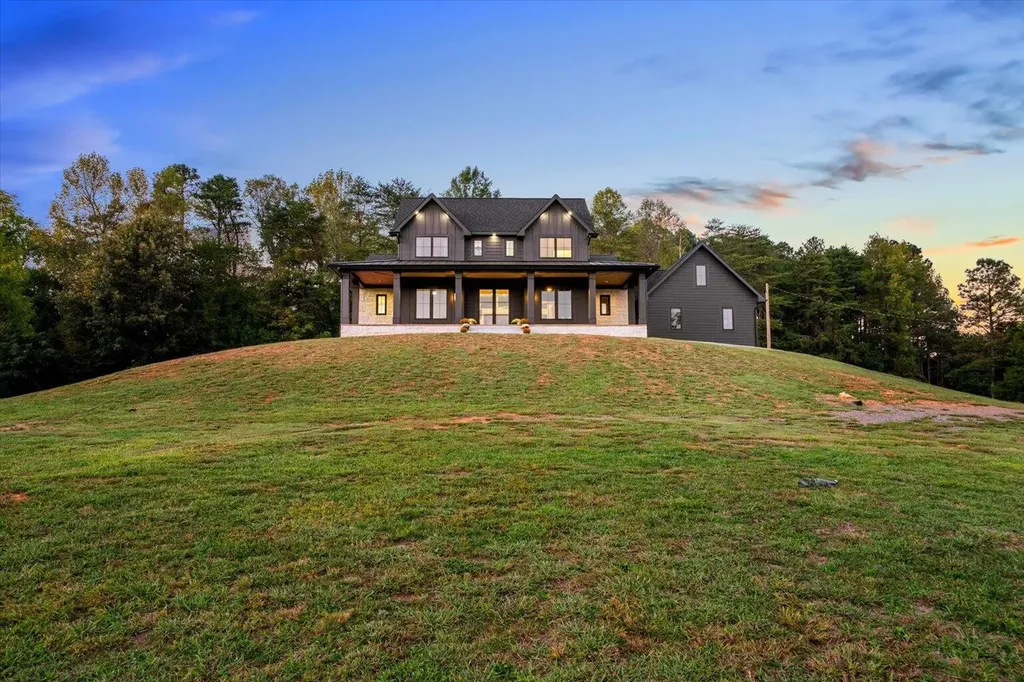 2458 Highway 163 Riceville TN 37370