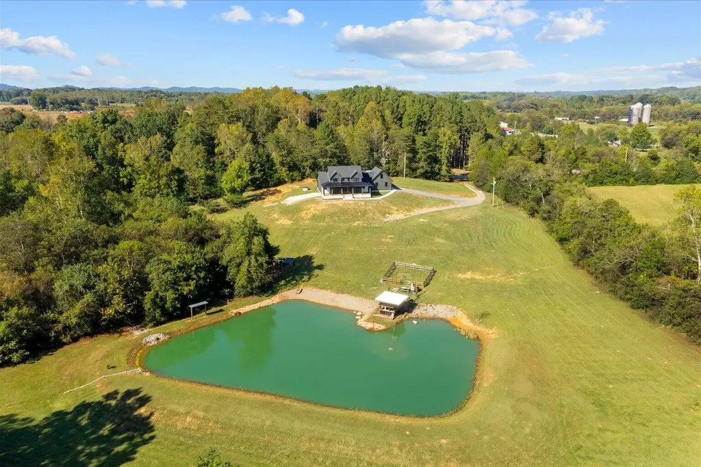 2458 Highway 163 Riceville TN 37370