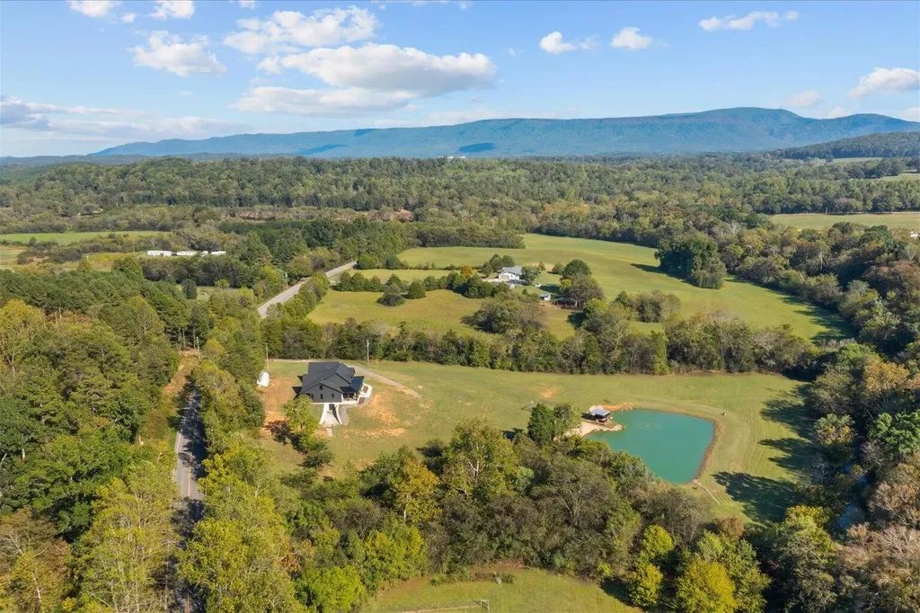 2458 Highway 163 Riceville TN 37370