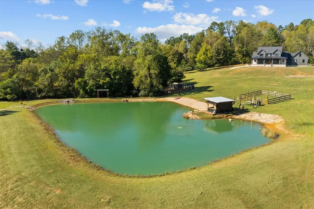 2458 Highway 163 Riceville TN 37370