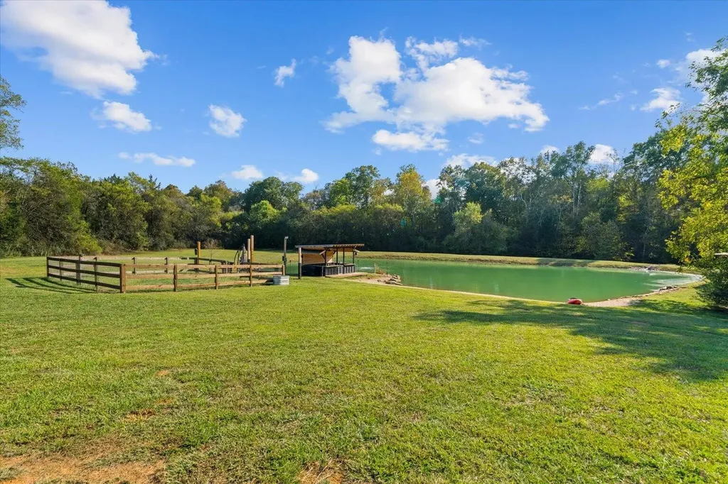 2458 Highway 163 Riceville TN 37370