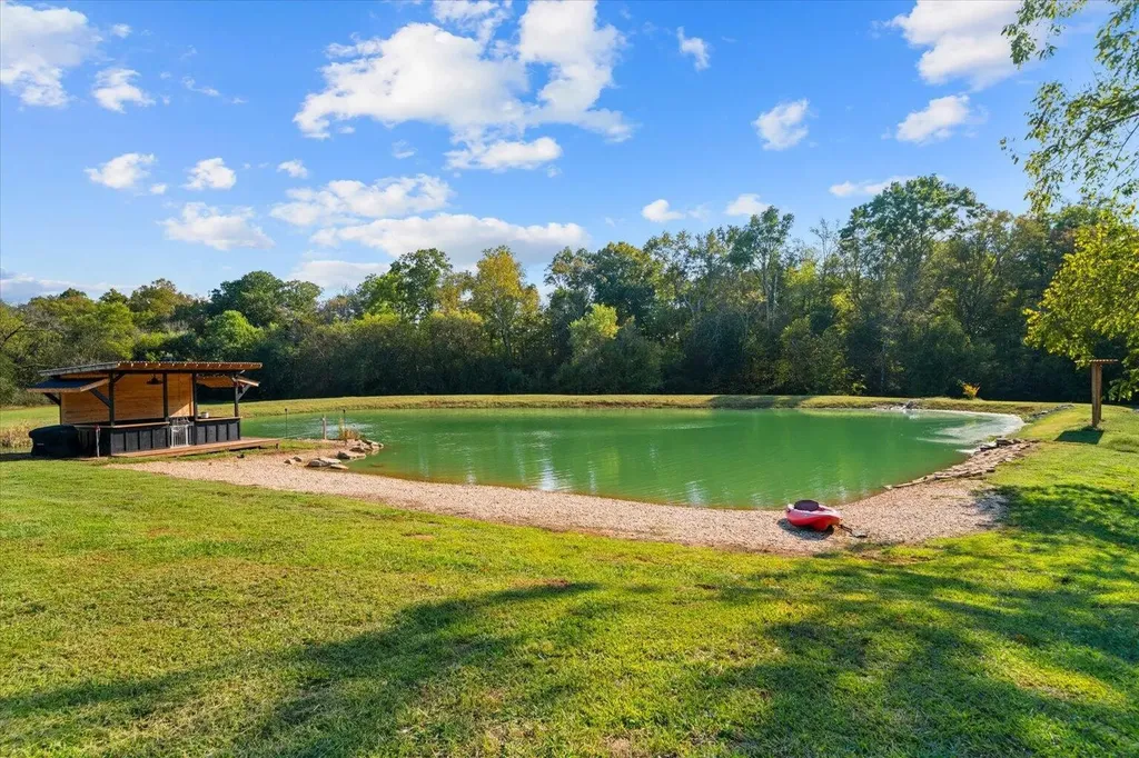 2458 Highway 163 Riceville TN 37370