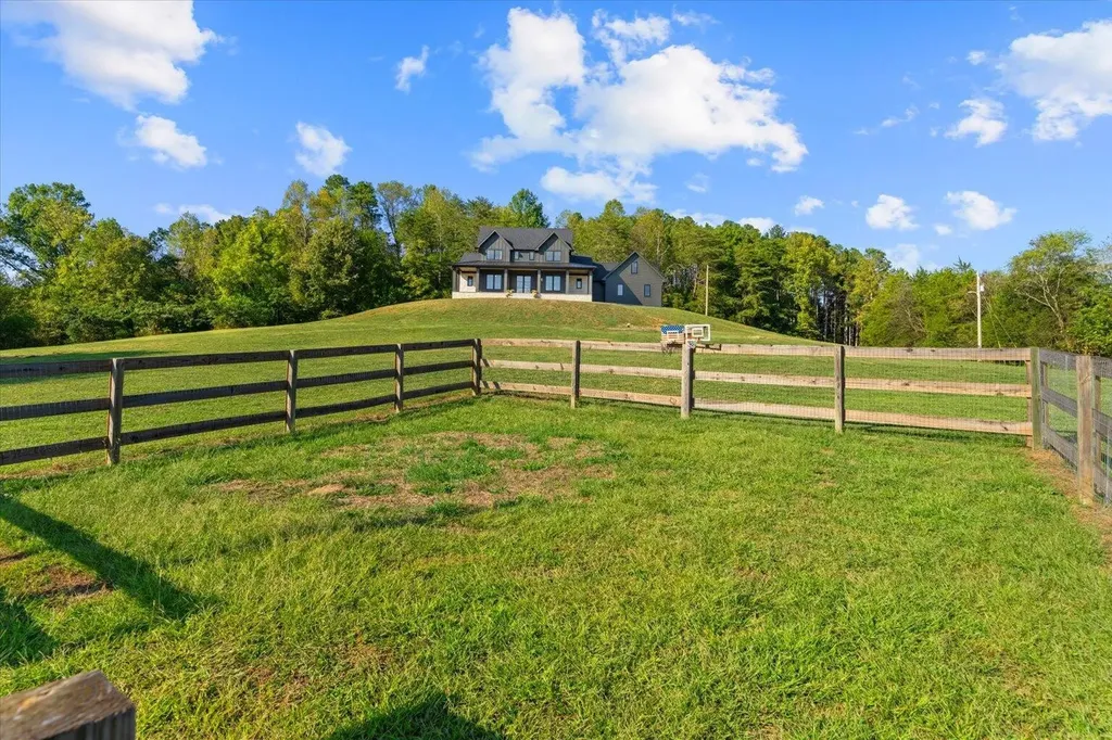 2458 Highway 163 Riceville TN 37370