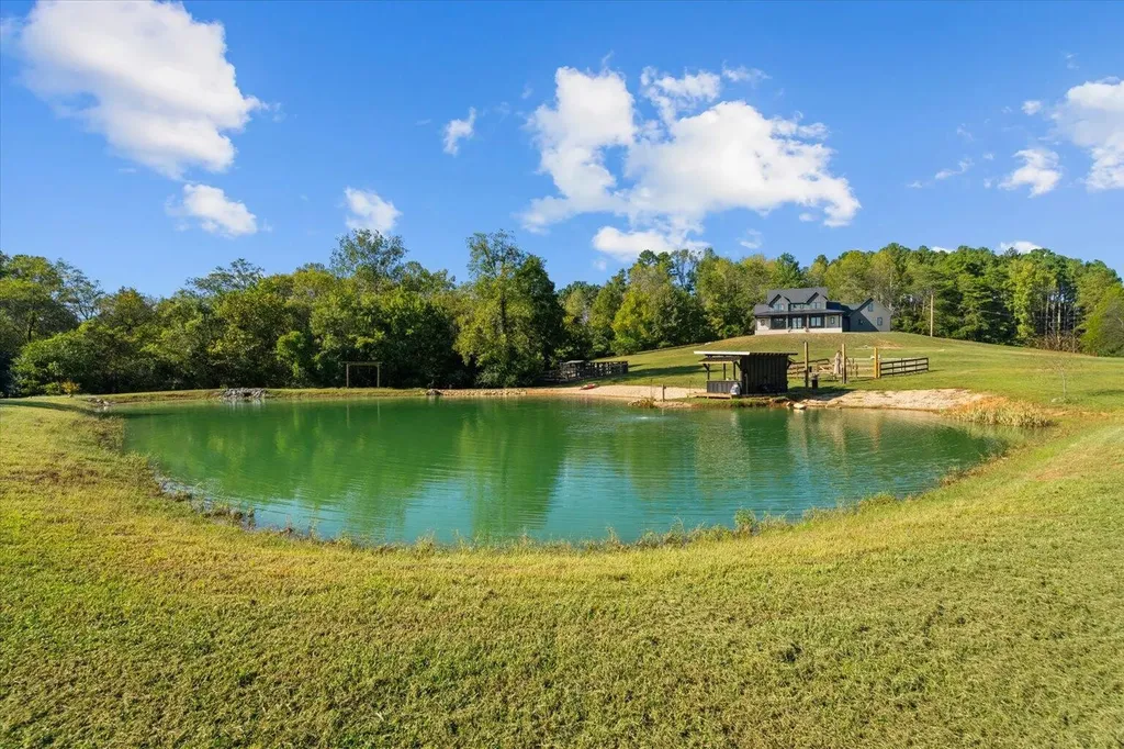 2458 Highway 163 Riceville TN 37370