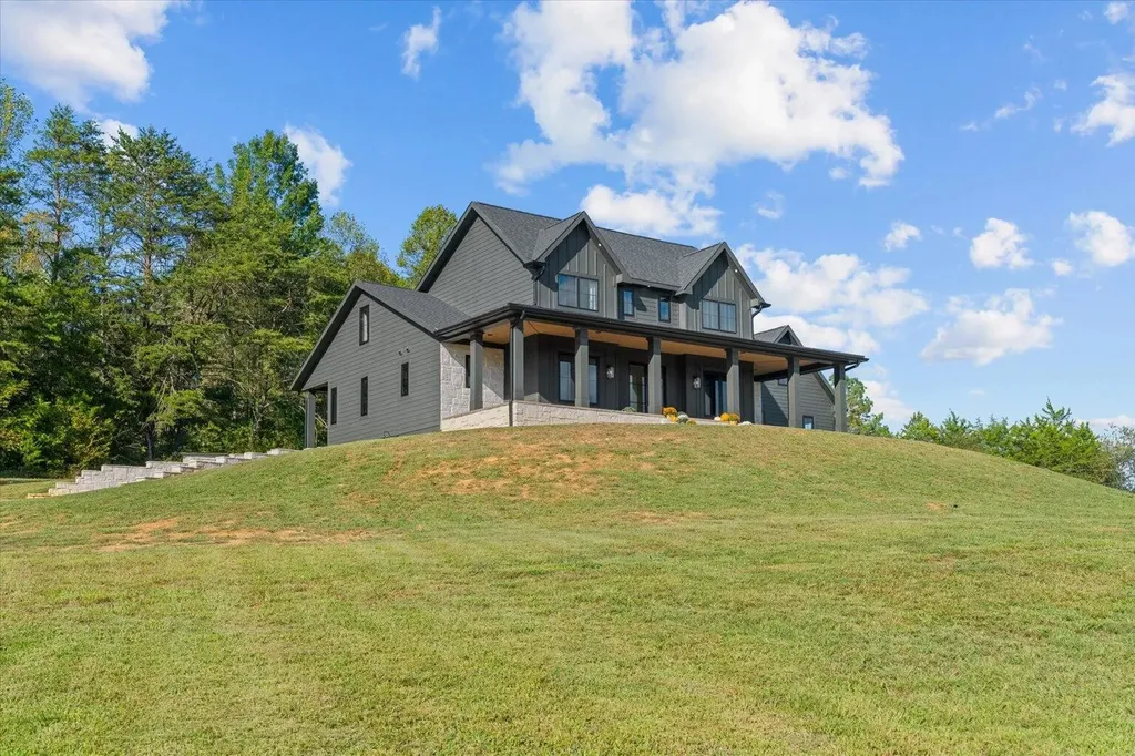 2458 Highway 163 Riceville TN 37370