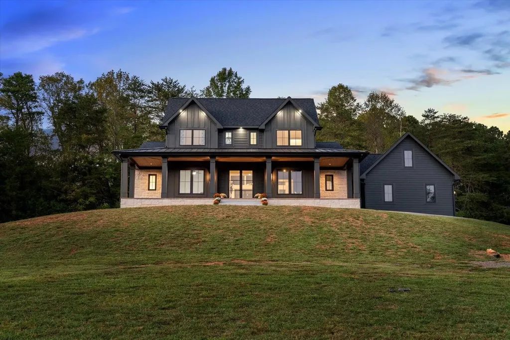 2458 Highway 163 Riceville TN 37370