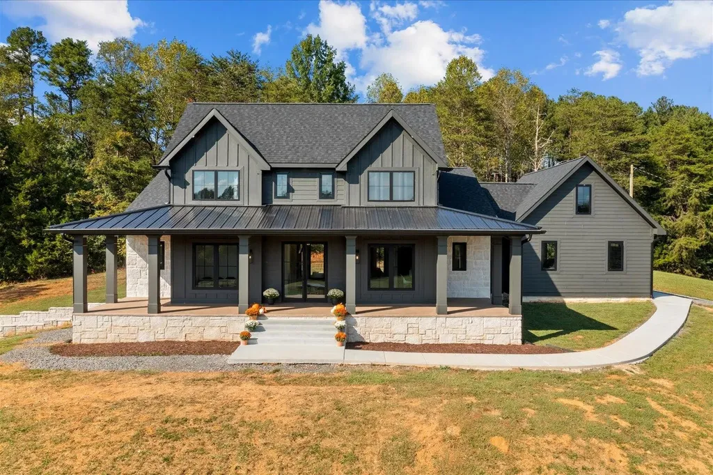 2458 Highway 163 Riceville TN 37370