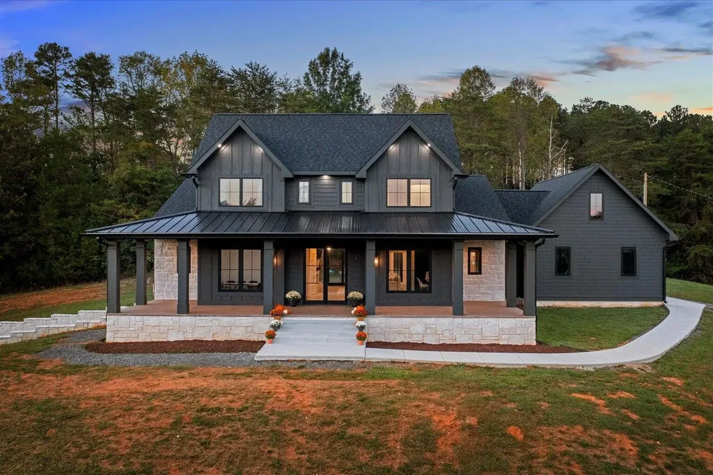 2458 Highway 163 Riceville TN 37370