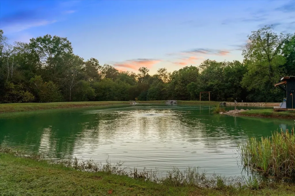 2458 Highway 163 Riceville TN 37370