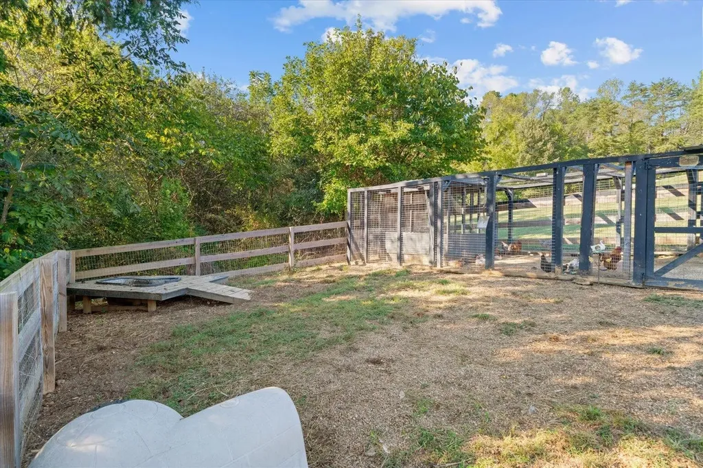 2458 Highway 163 Riceville TN 37370
