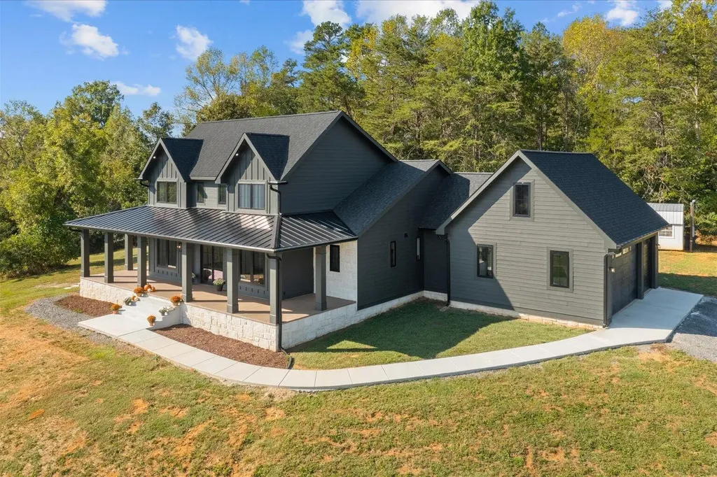 2458 Highway 163 Riceville TN 37370