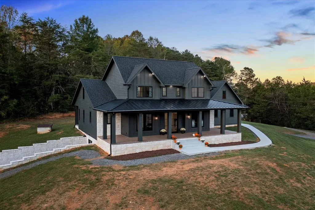 2458 Highway 163 Riceville TN 37370