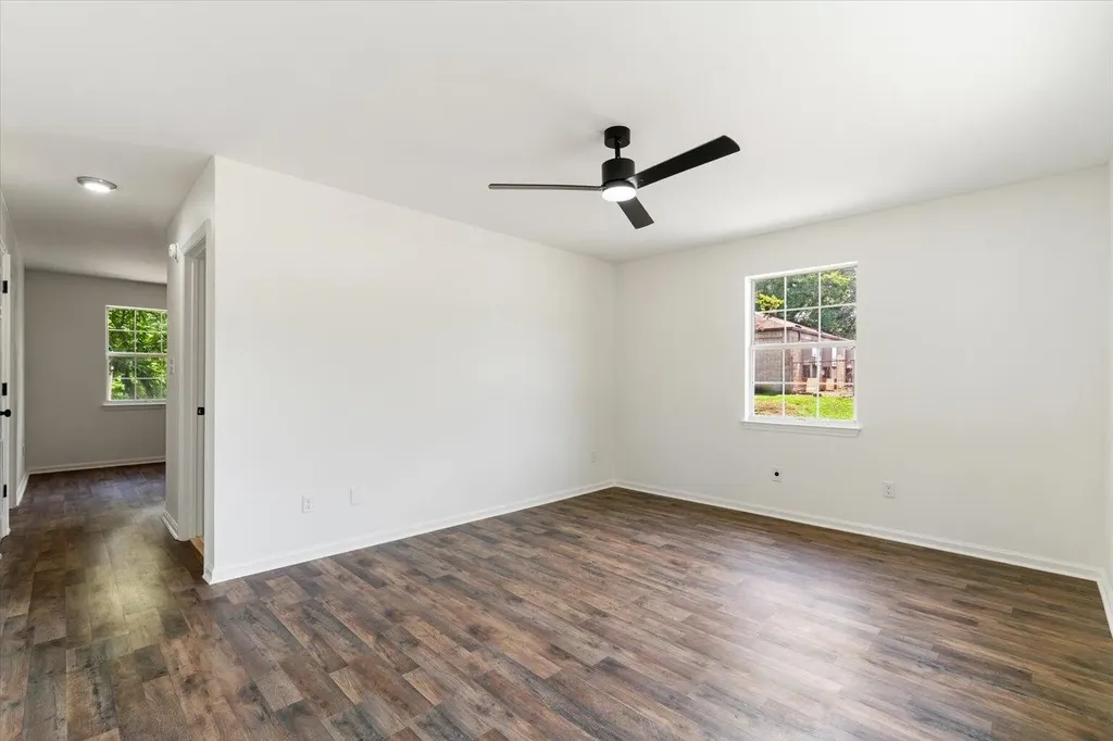 8956 Hiwassee Street, NE Charleston TN 37310