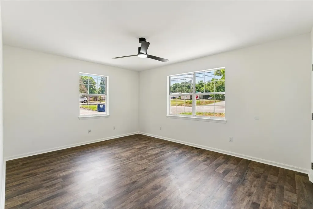 8956 Hiwassee Street, NE Charleston TN 37310