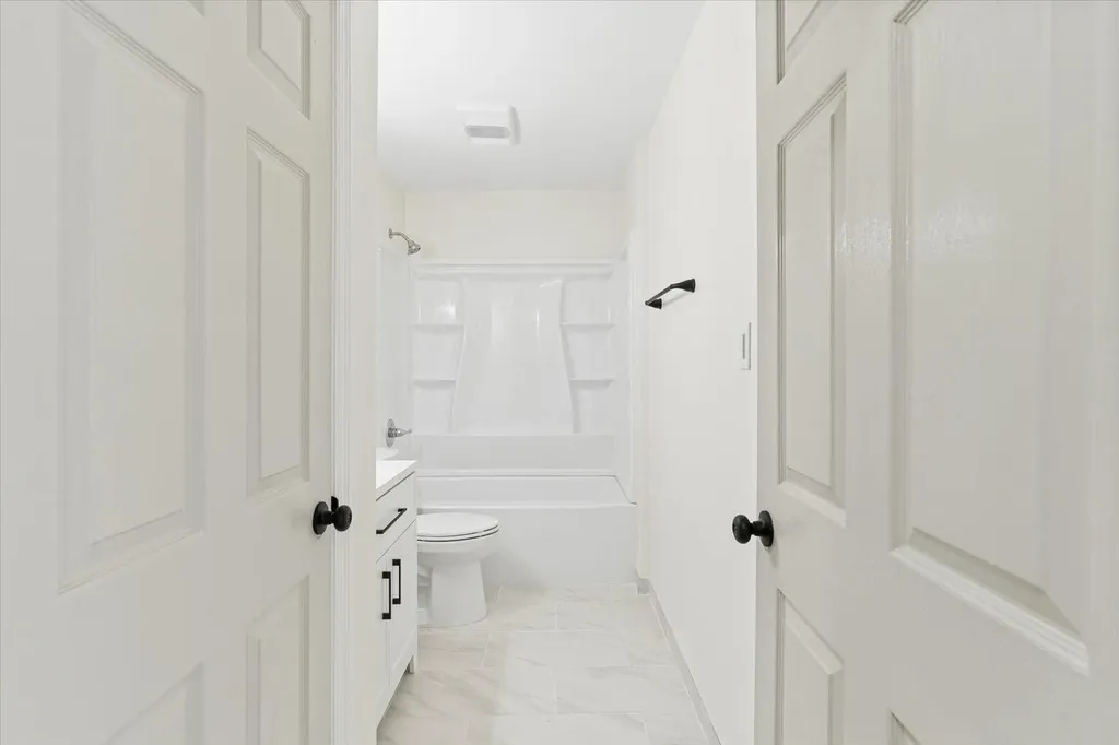 8956 Hiwassee Street, NE Charleston TN 37310