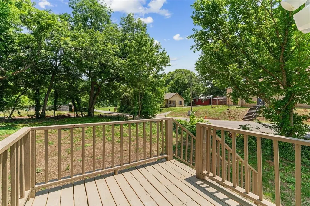 8956 Hiwassee Street, NE Charleston TN 37310