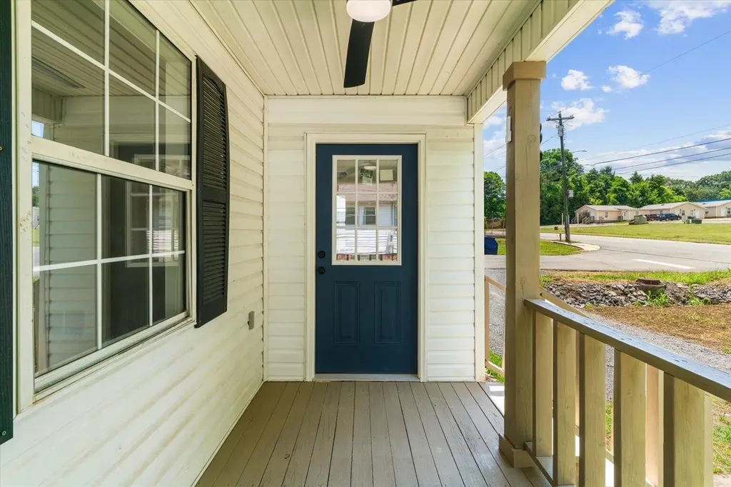 8956 Hiwassee Street, NE Charleston TN 37310