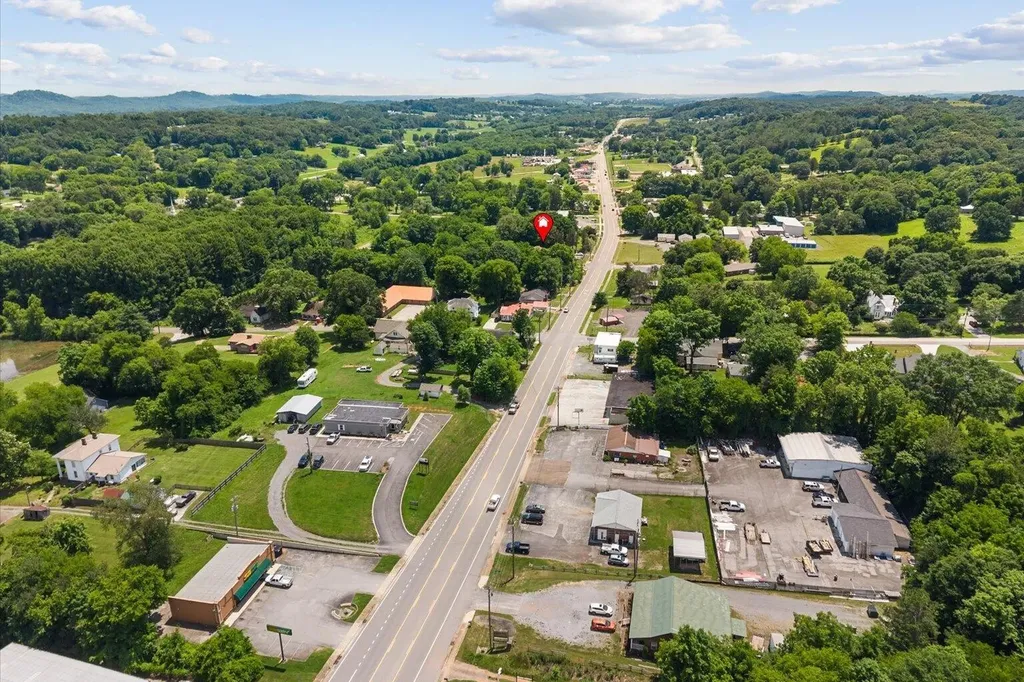 8956 Hiwassee Street, NE Charleston TN 37310