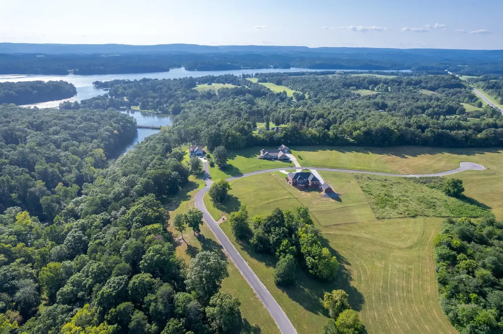 28 Watauga Lane Birchwood TN 37308