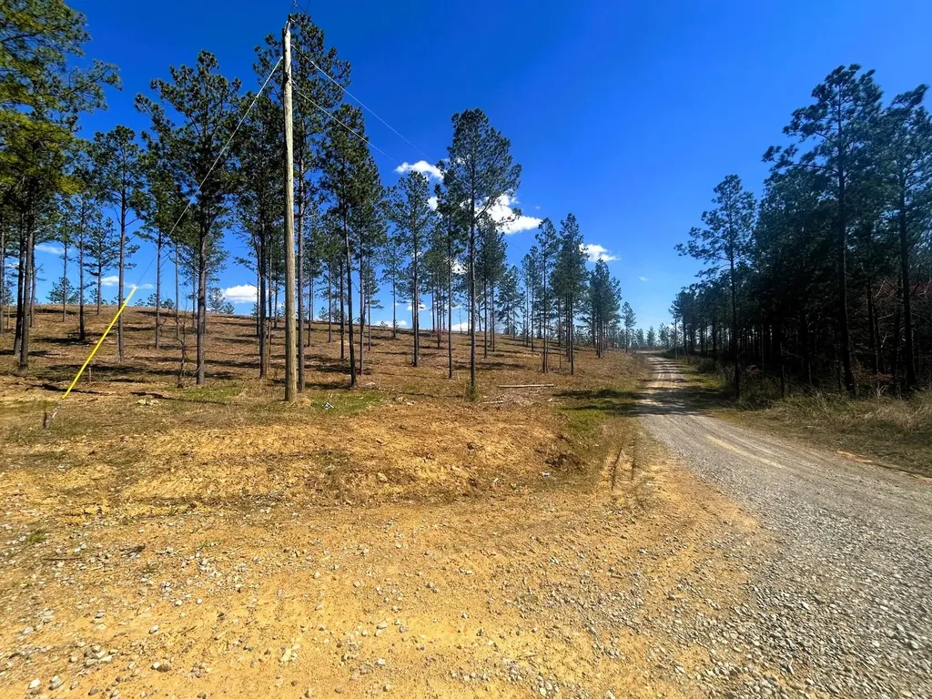 26 Hughes Lake Road SE Cleveland TN 37323