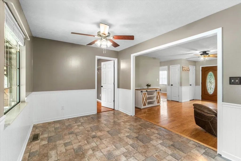 122 Nash Drive Athens TN 37303