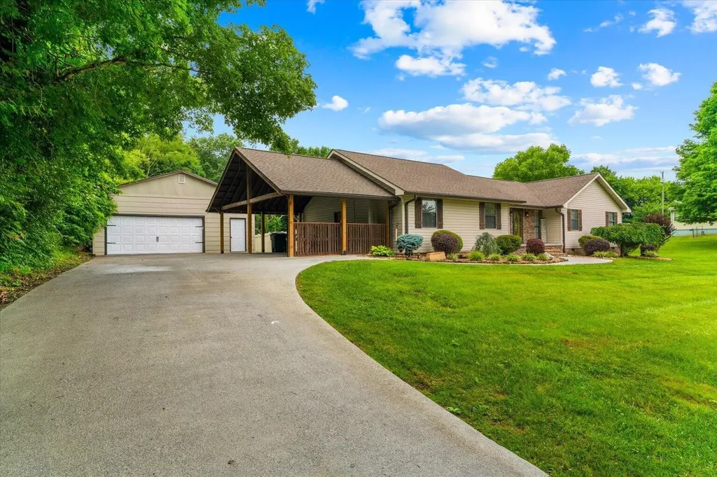 122 Nash Drive Athens TN 37303