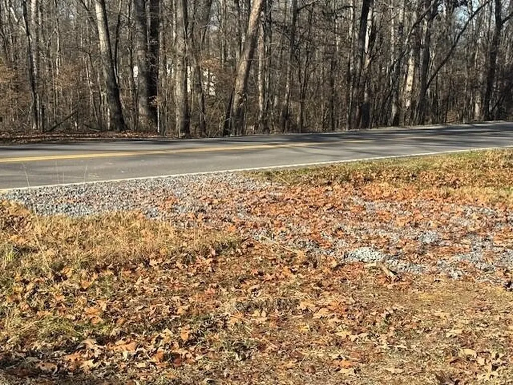 1 Highway 304 Ten Mile TN 37880