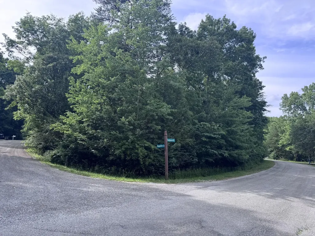119 Hampshire Lane Crossville TN 38558