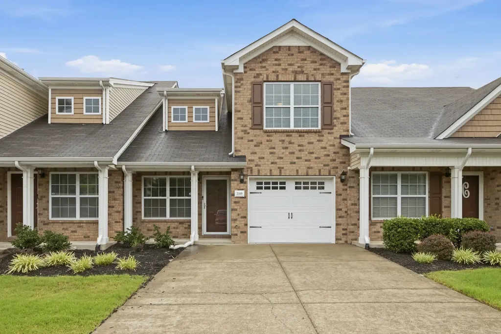 2109 Calydon Court Murfreesboro TN 37128