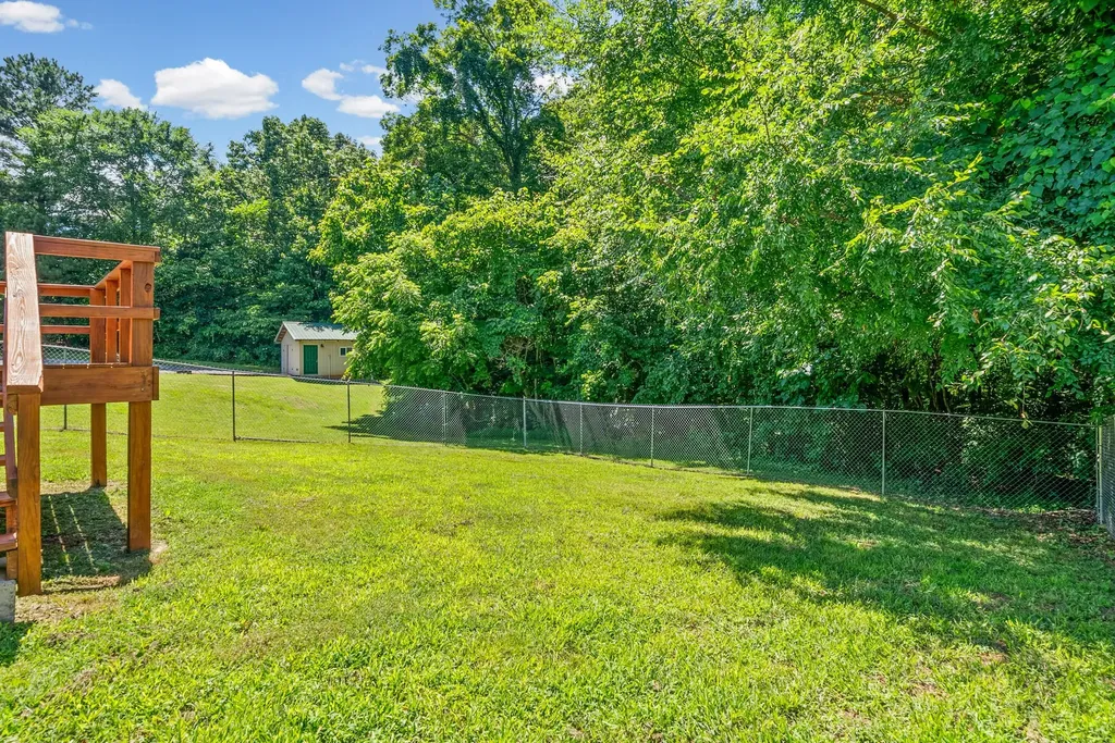 123 Morgan Loop Bumpus Mills TN 37028