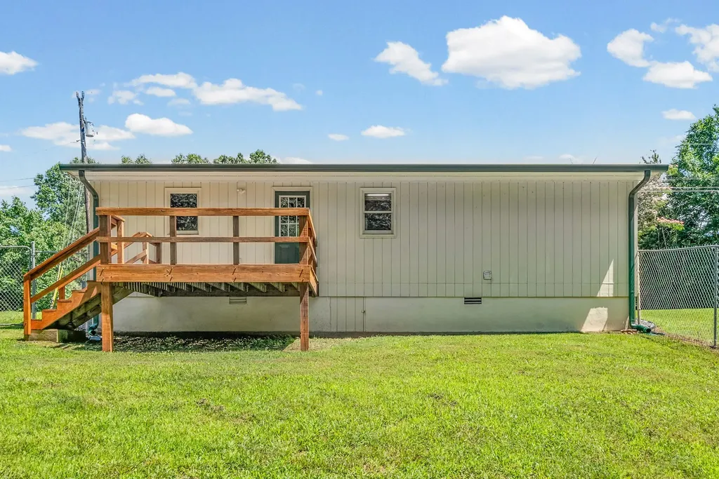 123 Morgan Loop Bumpus Mills TN 37028