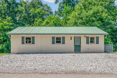 123 Morgan Loop Bumpus Mills TN 37028