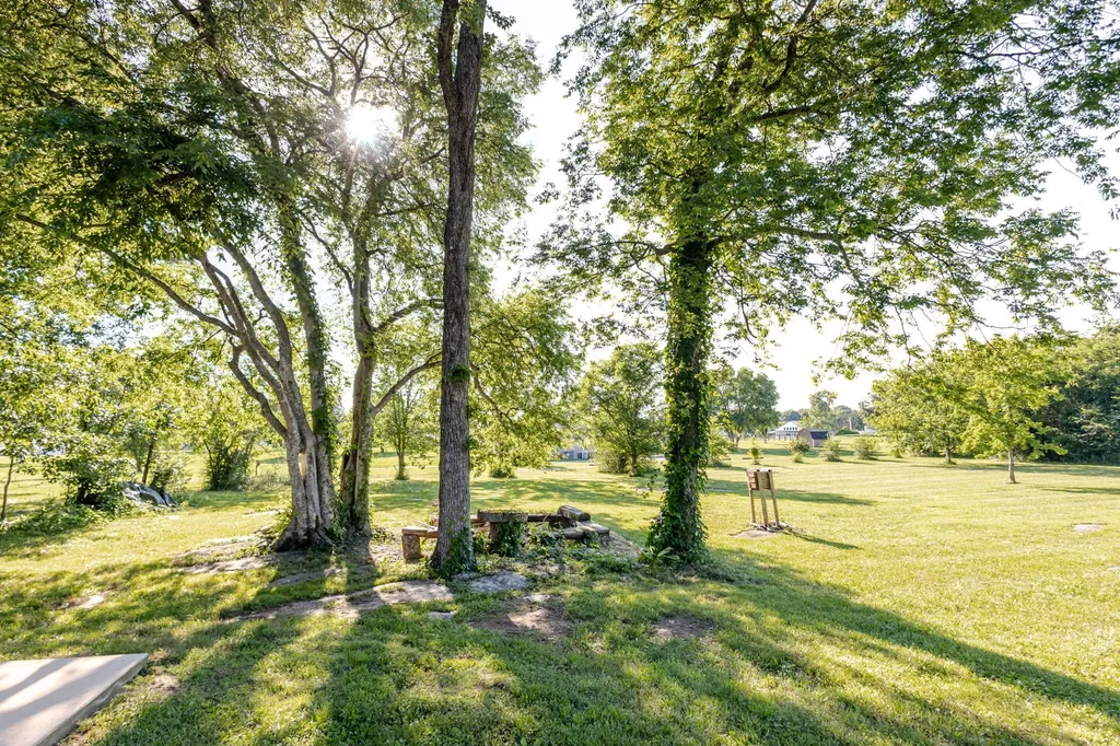 1510 Wade Brown Road Lewisburg TN 37091