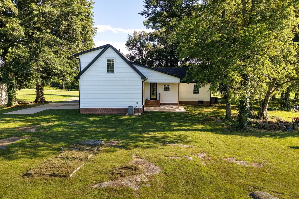 1510 Wade Brown Road Lewisburg TN 37091