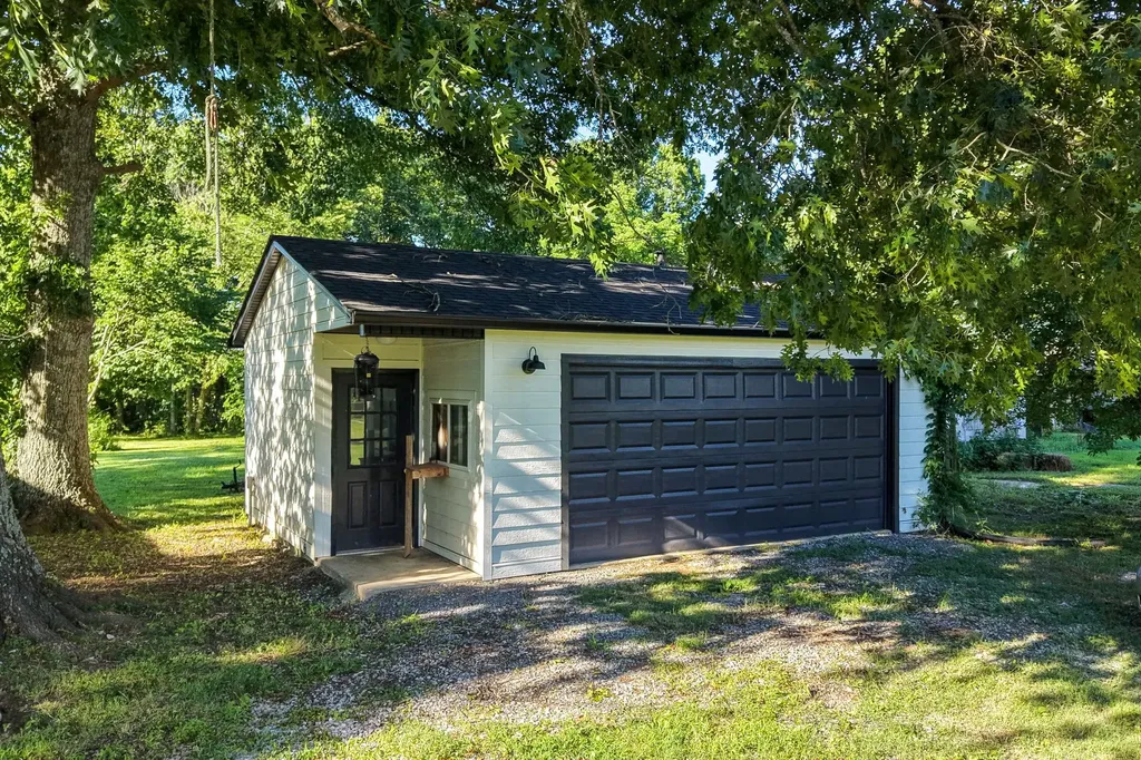 1510 Wade Brown Road Lewisburg TN 37091