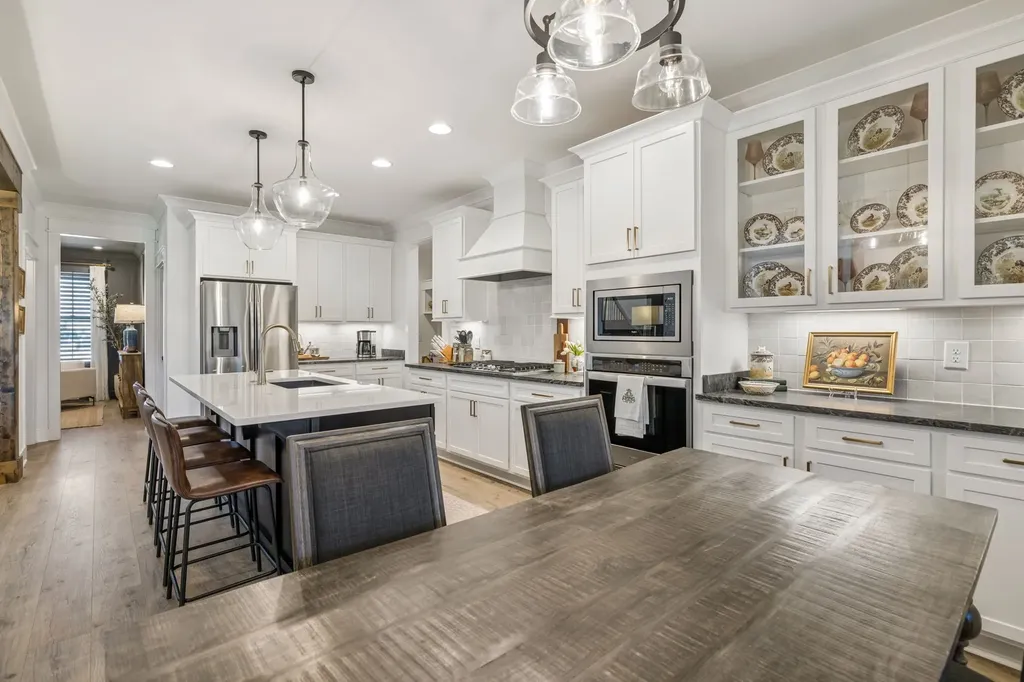 1827 Rhonda Drive Christiana TN 37037
