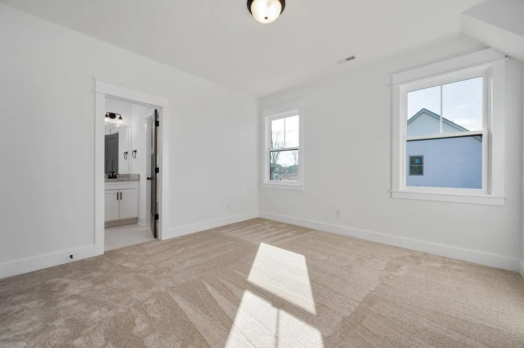 1827 Rhonda Drive Christiana TN 37037