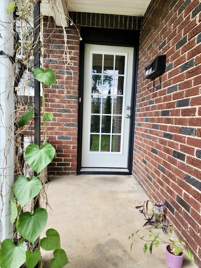 202 W Morford Street Mcminnville TN 37110