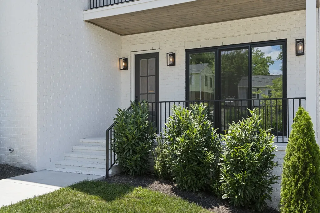 341 Chamberlin Street Nashville TN 37209
