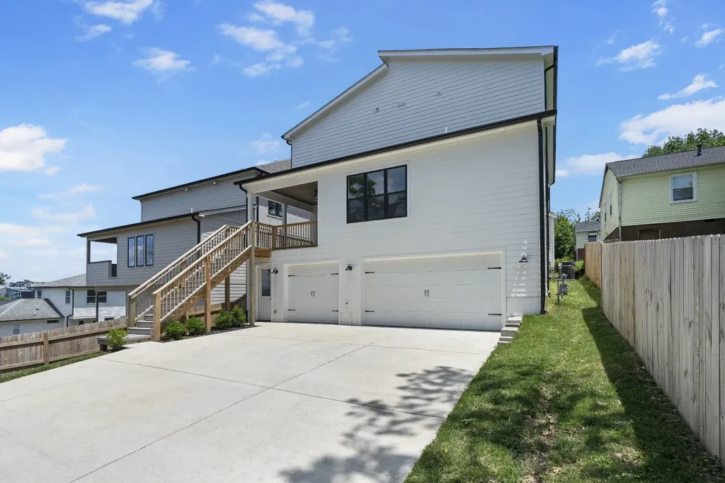341 Chamberlin Street Nashville TN 37209
