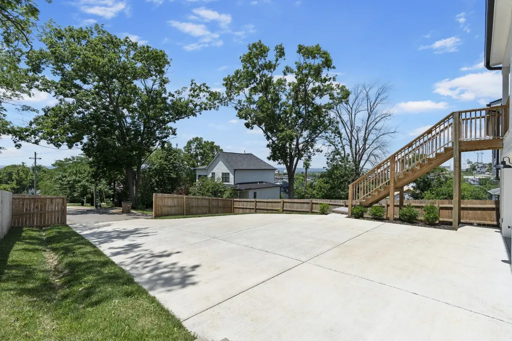 341 Chamberlin Street Nashville TN 37209