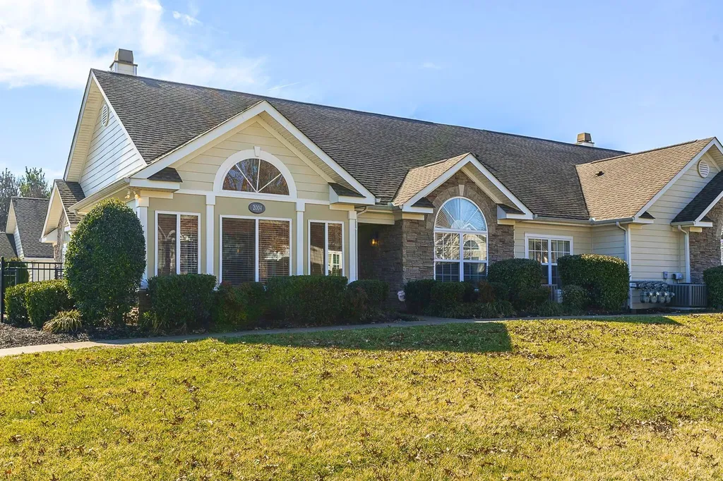 825 Browns Lane Gallatin TN 37066