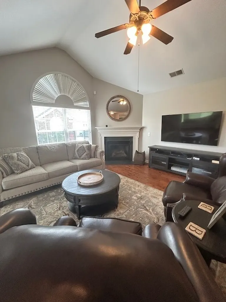 825 Browns Lane Gallatin TN 37066