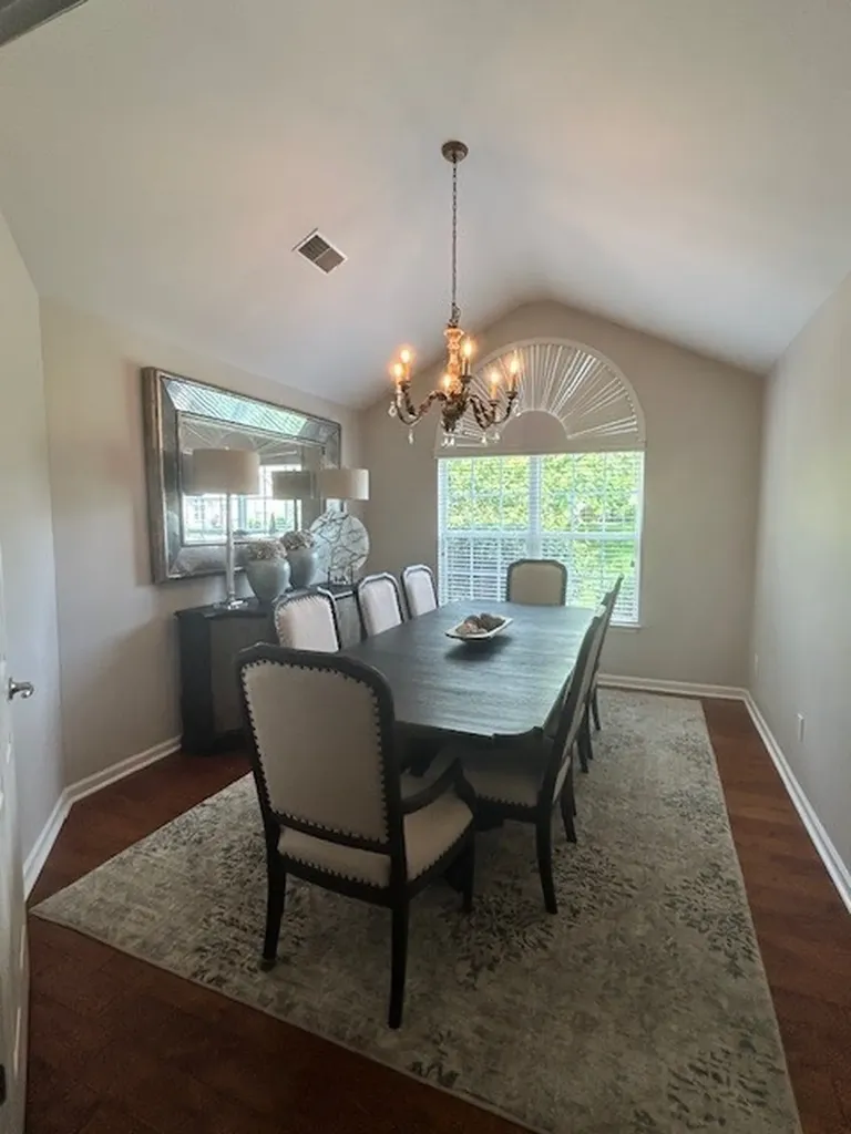 825 Browns Lane Gallatin TN 37066