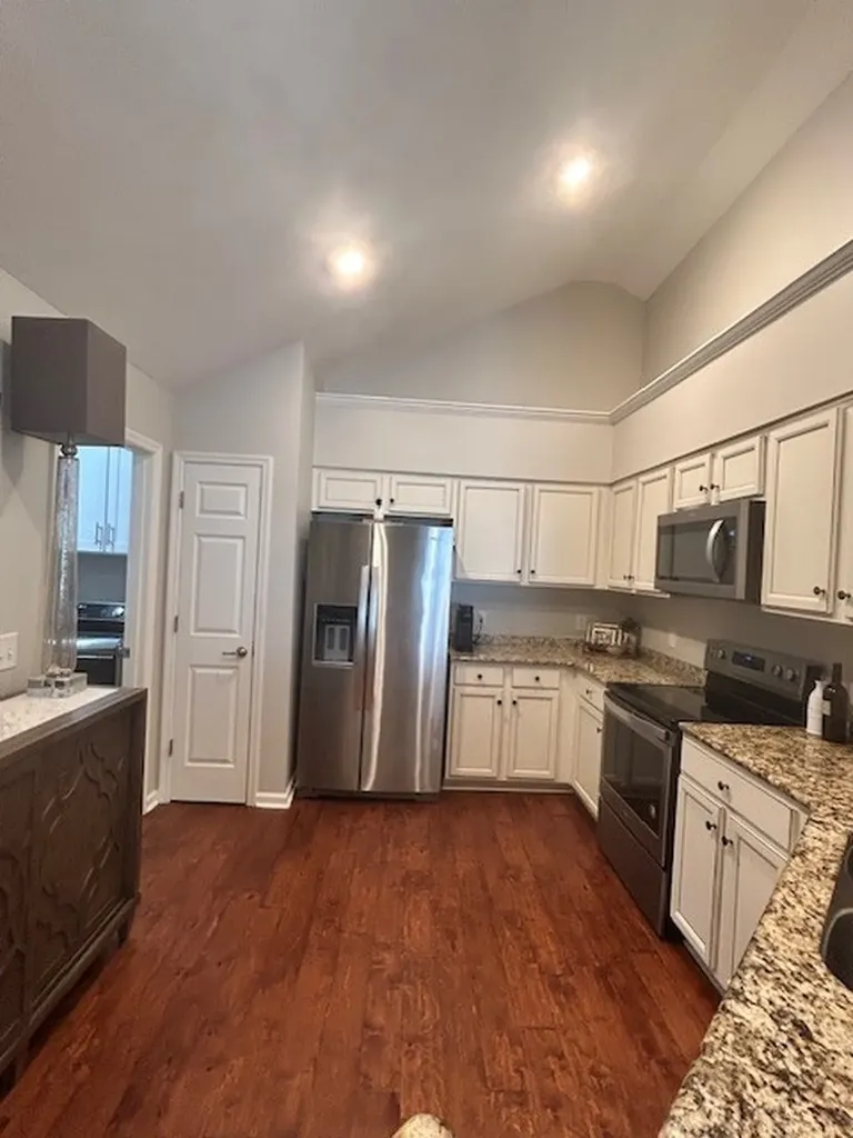 825 Browns Lane Gallatin TN 37066