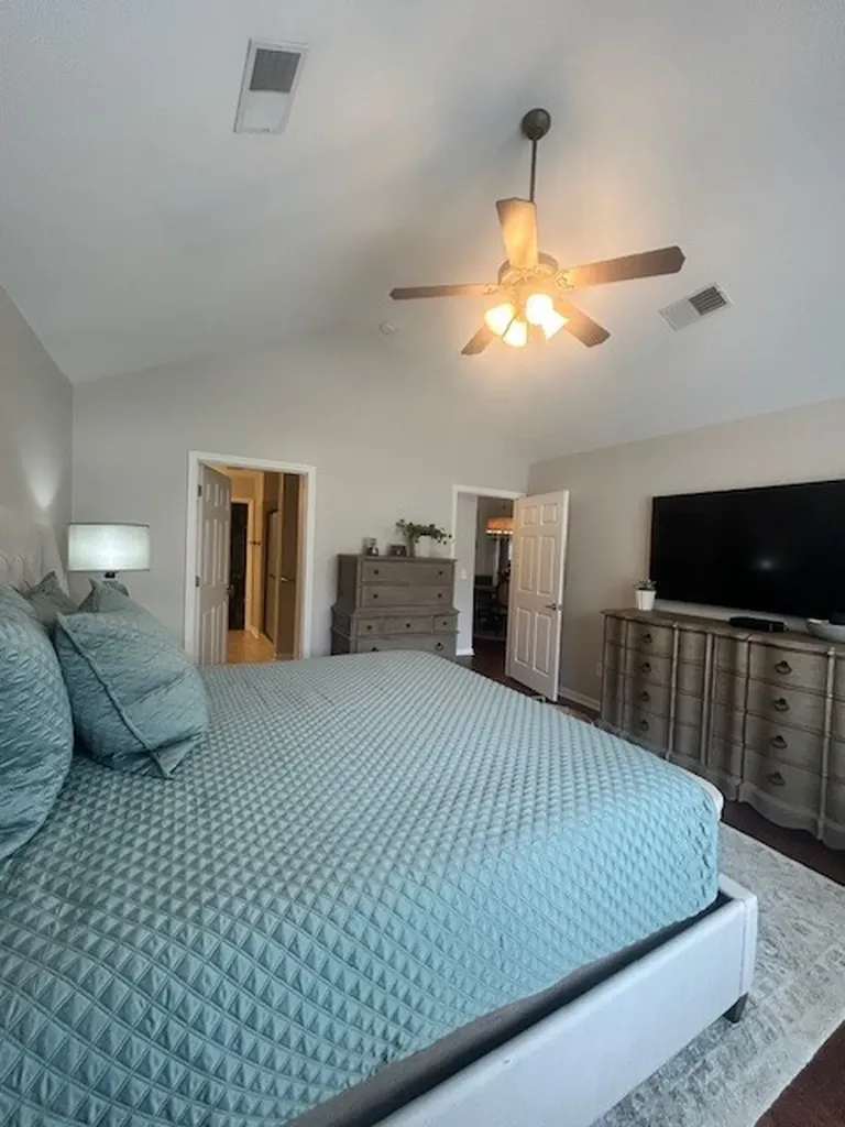 825 Browns Lane Gallatin TN 37066