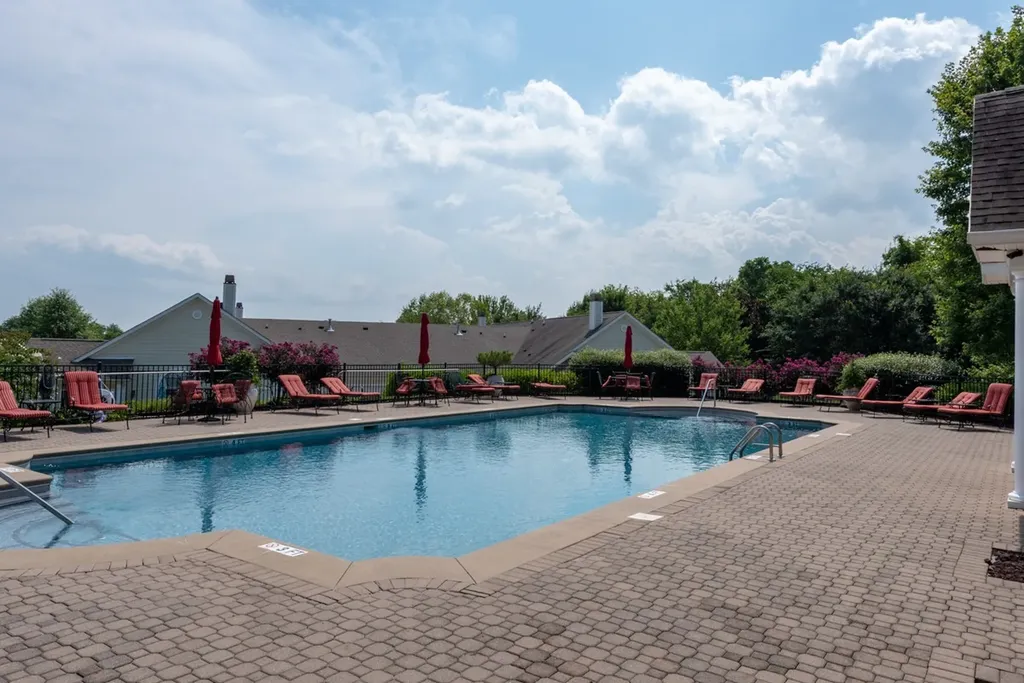 825 Browns Lane Gallatin TN 37066