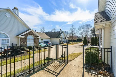 825 Browns Lane Gallatin TN 37066