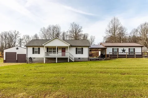 15 Raccoon Road Westmoreland TN 37186